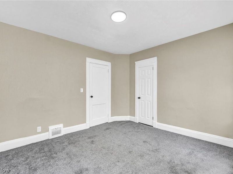 15517 Kipling Avenue, Cleveland, OH 44110 Photo 30