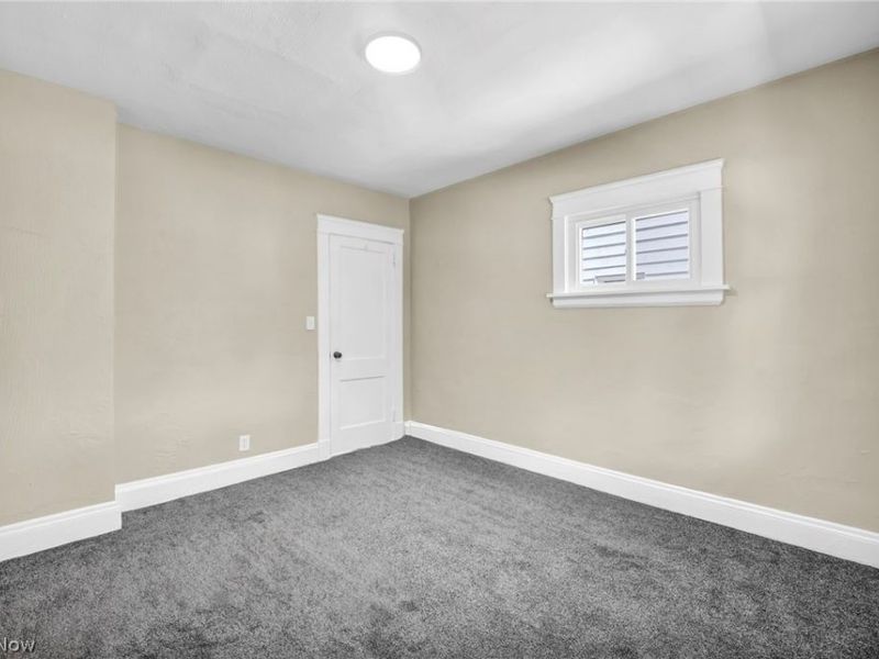 15517 Kipling Avenue, Cleveland, OH 44110 Photo 36