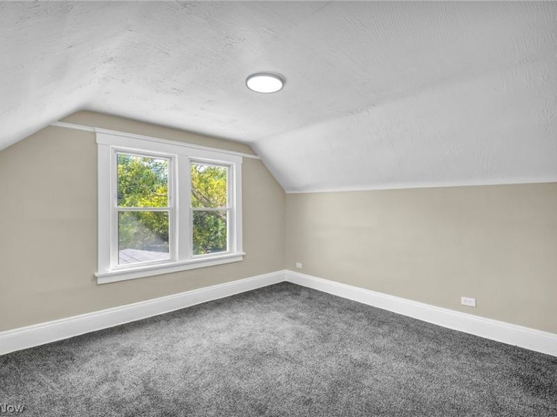 15517 Kipling Avenue, Cleveland, OH 44110 Photo 38