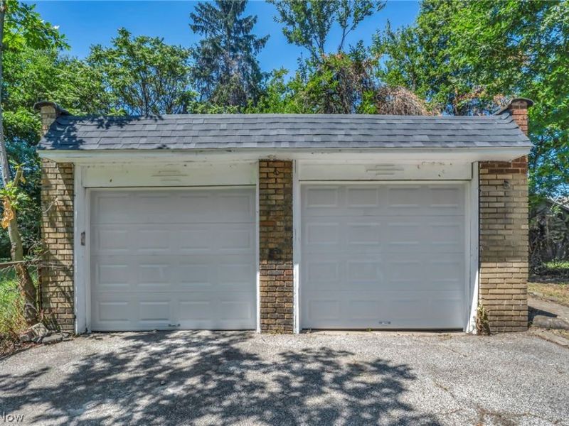 15517 Kipling Avenue, Cleveland, OH 44110 Photo 49