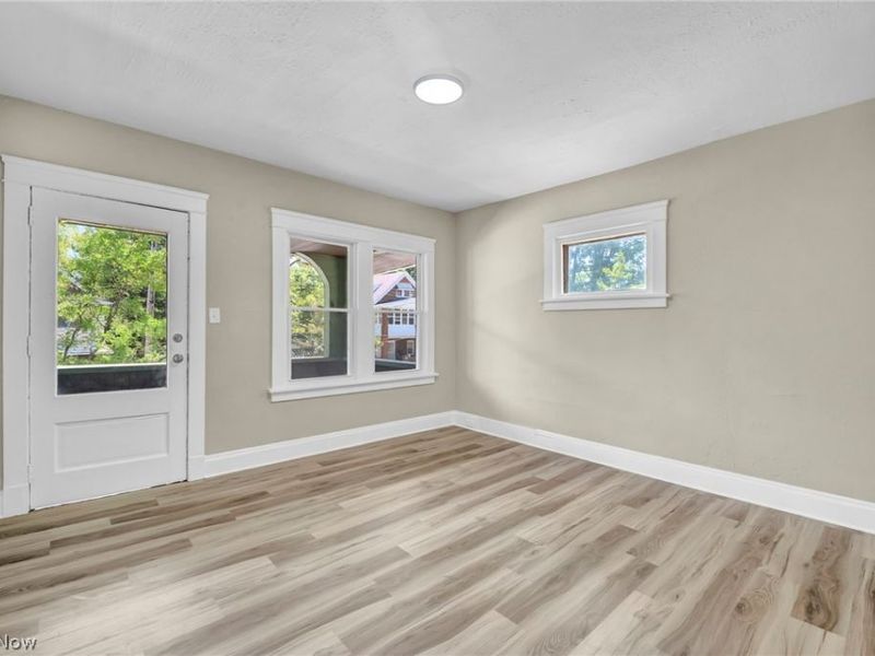15517 Kipling Avenue, Cleveland, OH 44110 Photo 7