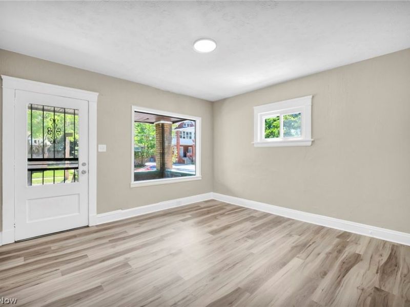 15517 Kipling Avenue, Cleveland, OH 44110 Photo 9