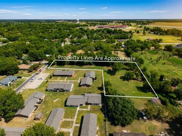 214 Donohoo Street , Marlin, TX 76661