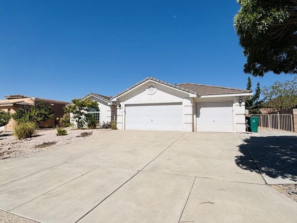 2417 Manzano Loop NE, Rio Rancho, NM 87144