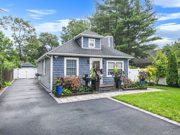 1325 Ackerson Boulevard, Bay Shore, NY 11706