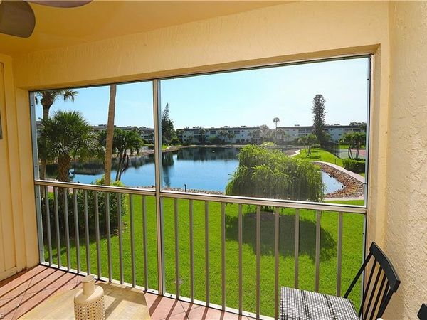 1004 Manatee RD, Unit H202, NAPLES, FL 34114