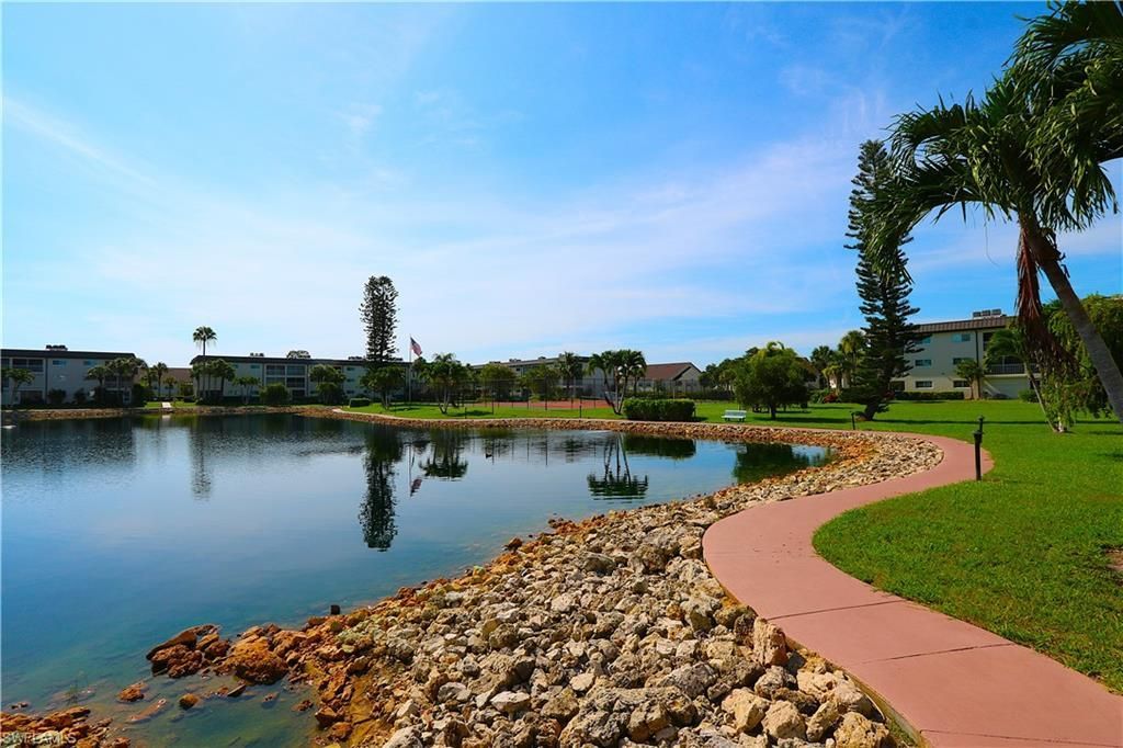 1004 Manatee Rd , Unit H202, Naples, FL 34114 Photo