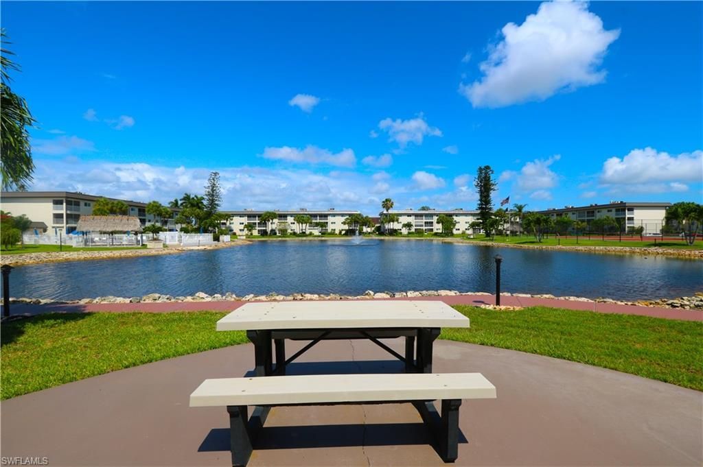 1004 Manatee Rd , Unit H202, Naples, FL 34114 Photo
