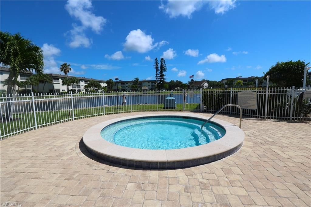 1004 Manatee Rd , Unit H202, Naples, FL 34114 Photo