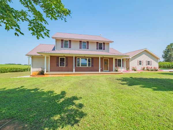 12300 David Crockett Pkwy W, Belvidere, TN 37306