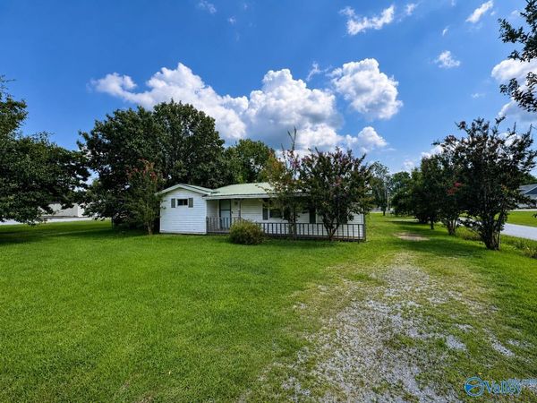 278 E Pike Road, Falkville, AL 35622