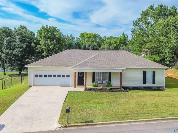 65 White Oak Circle, Cullman, AL 35057