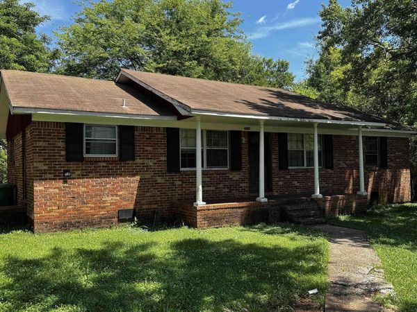 3014 Forsythe Drive NW, Huntsville, AL 35810