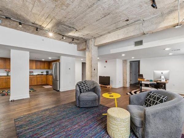 1209 N Harvey Avenue, Unit 101, Oklahoma City, OK 73103