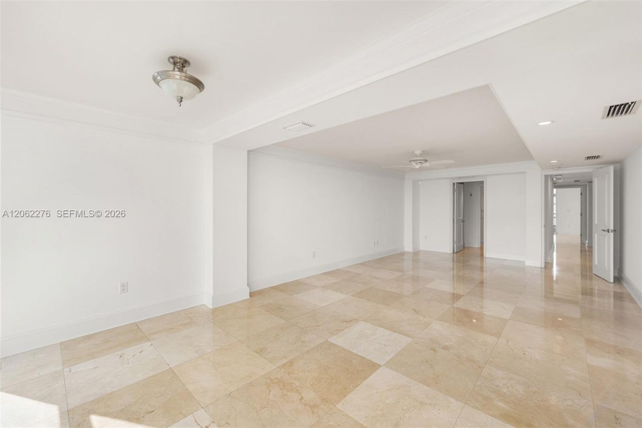 600 Grapetree Dr, Unit 11DN, Key Biscayne, FL 33149 Photo