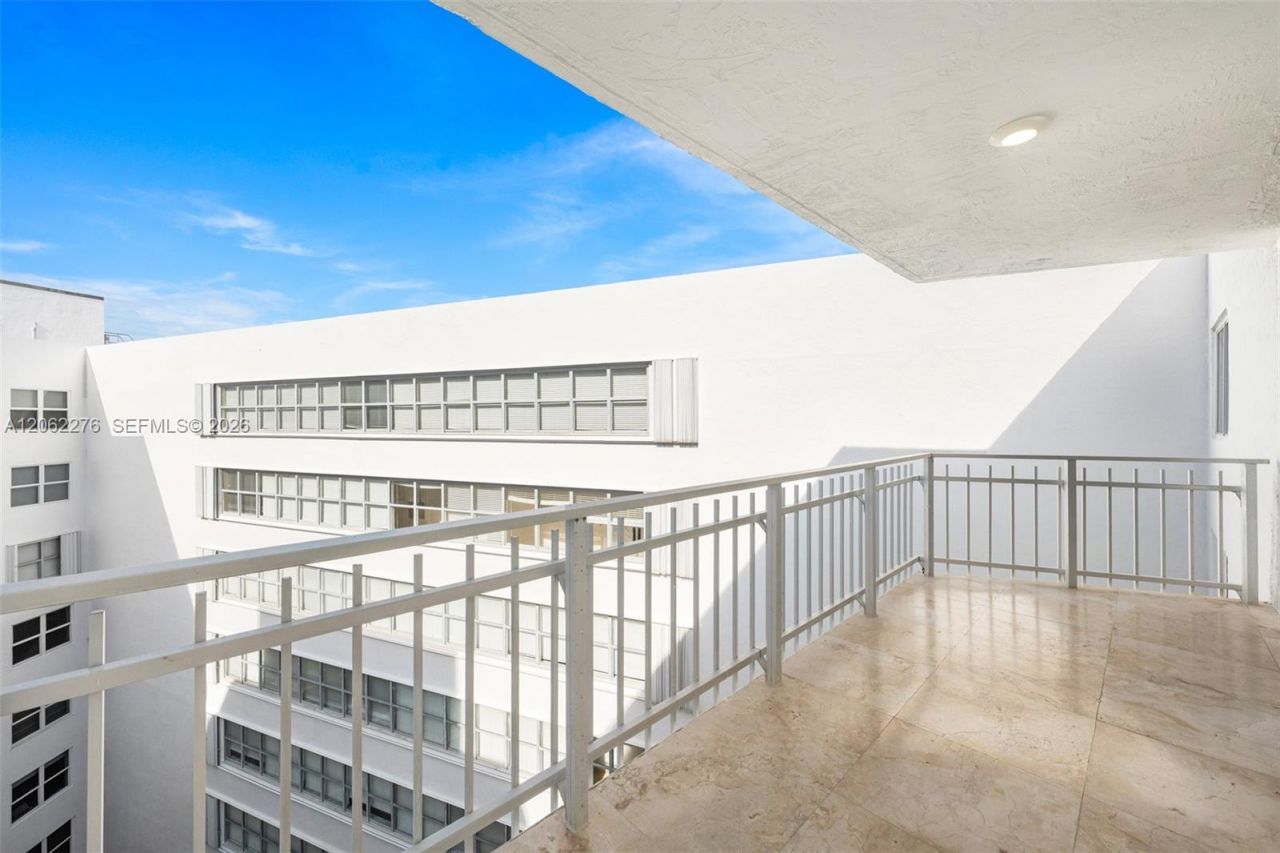 600 Grapetree Dr, Unit 11DN, Key Biscayne, FL 33149 Photo