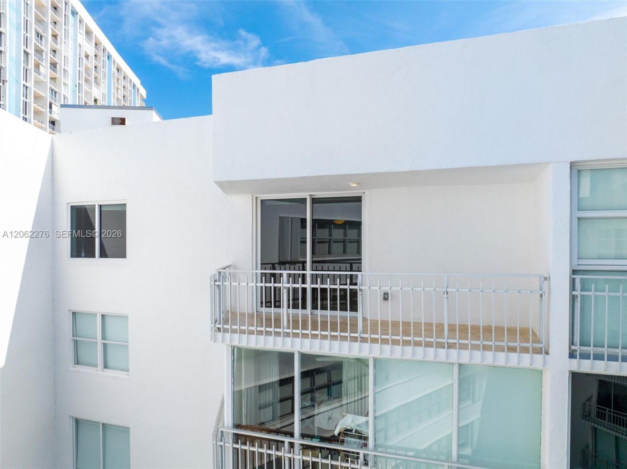 600 Grapetree Dr, Unit 11DN, Key Biscayne, FL 33149 Photo