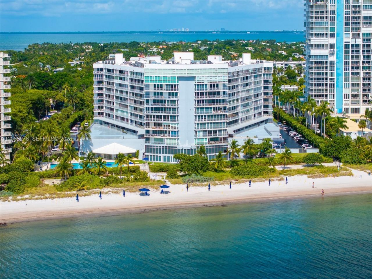 600 Grapetree Dr, Unit 11DN, Key Biscayne, FL 33149 Photo