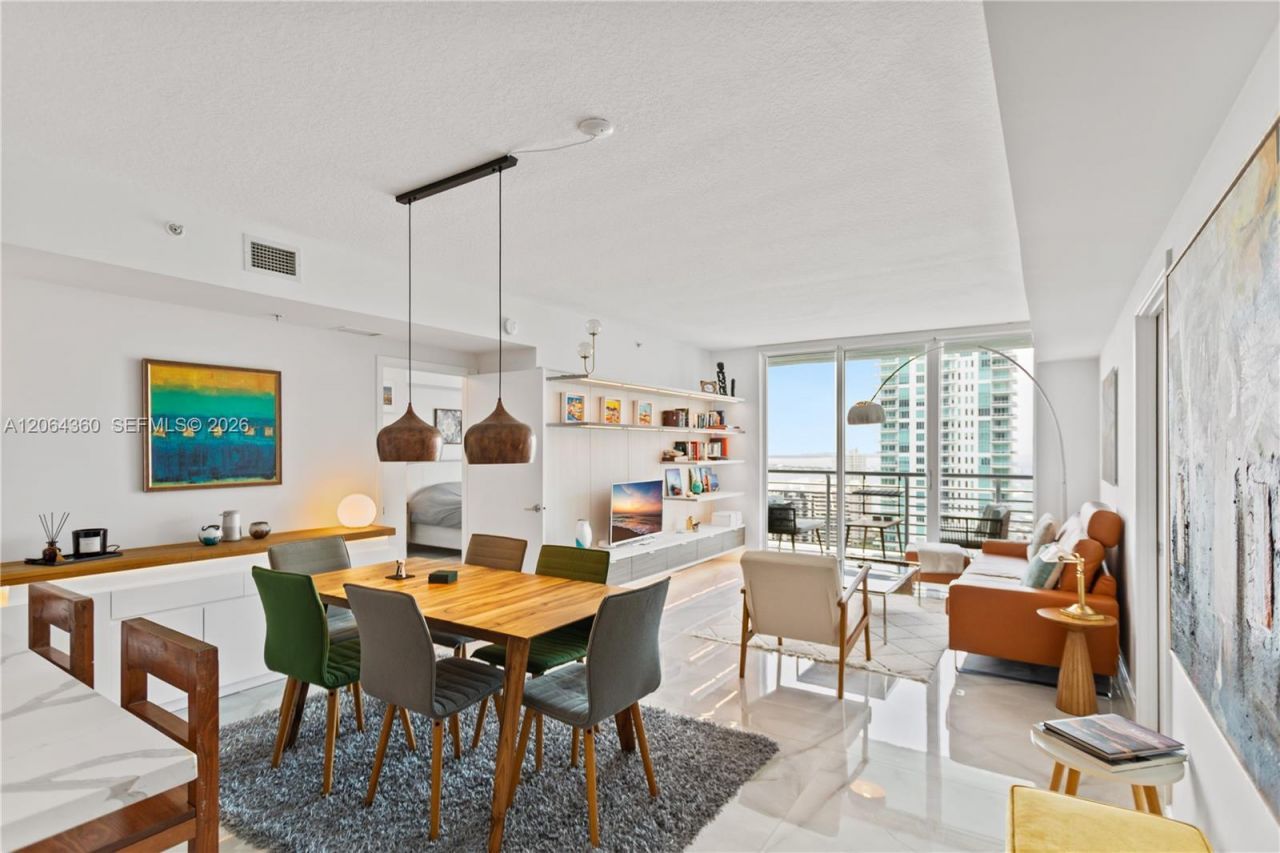 325 S Biscayne Blvd , Unit 3421, Miami, FL 33131 Photo