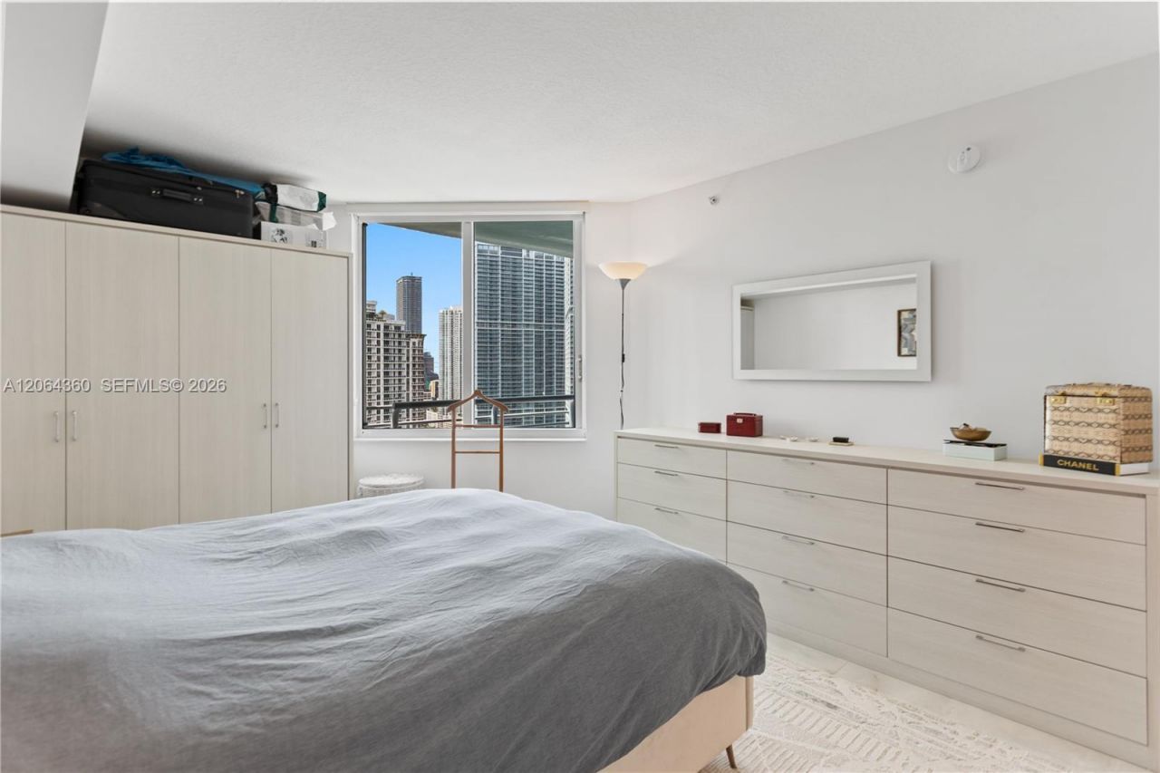 325 S Biscayne Blvd , Unit 3421, Miami, FL 33131 Photo