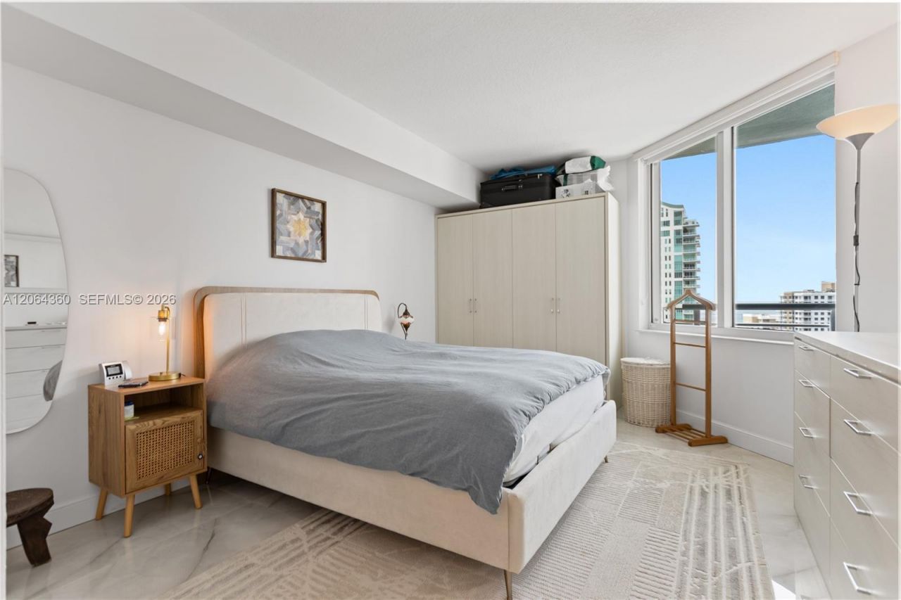 325 S Biscayne Blvd , Unit 3421, Miami, FL 33131 Photo