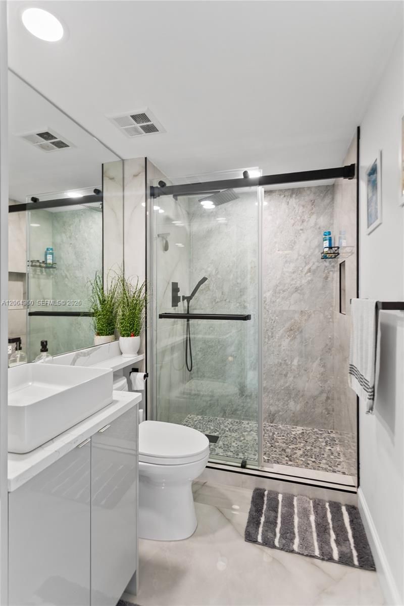 325 S Biscayne Blvd , Unit 3421, Miami, FL 33131 Photo