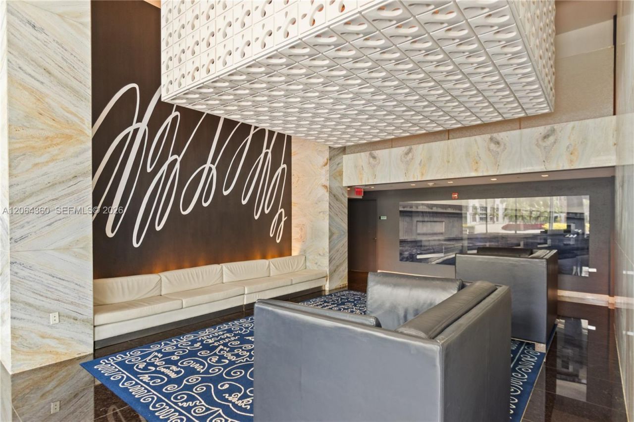 325 S Biscayne Blvd , Unit 3421, Miami, FL 33131 Photo