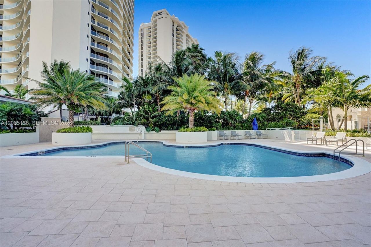 3000 Island Blvd , Unit 332, Aventura, FL 33160 Photo