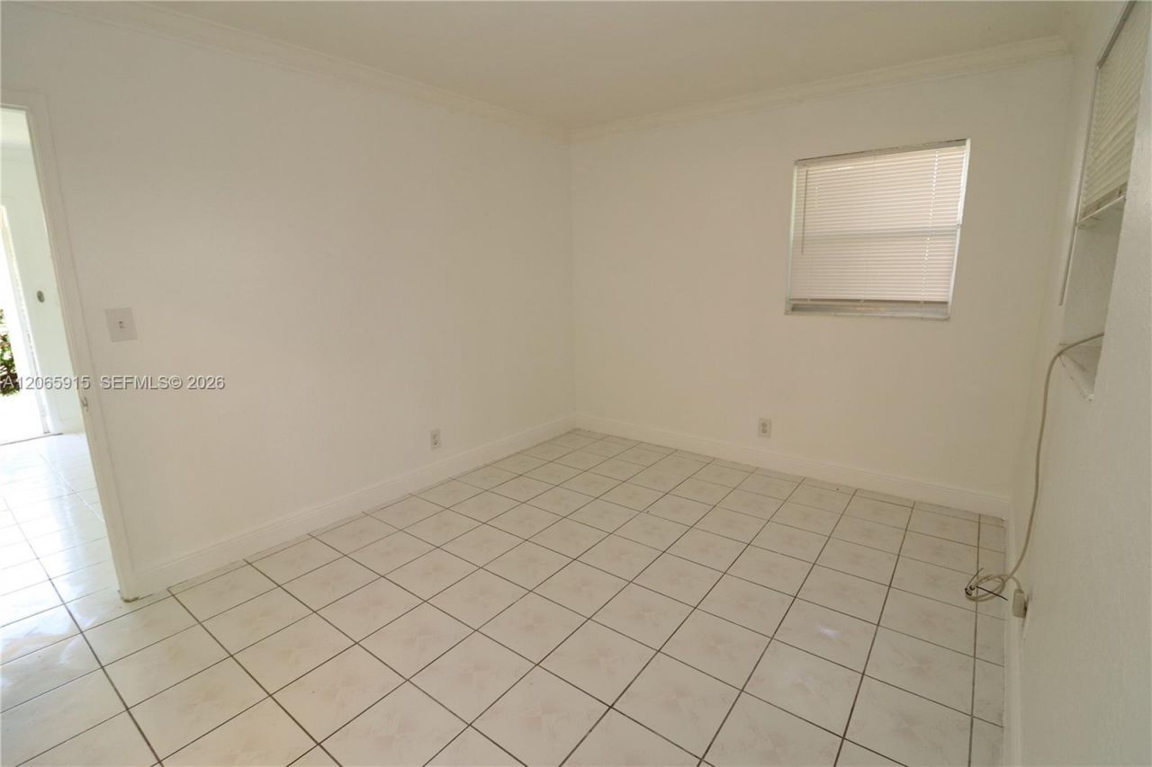 1341 NE 5th Ter, Unit 3, Fort Lauderdale, FL 33304 Photo