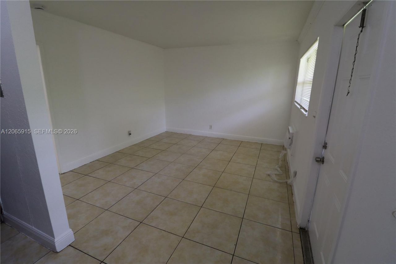 1341 NE 5th Ter, Unit 3, Fort Lauderdale, FL 33304 Photo