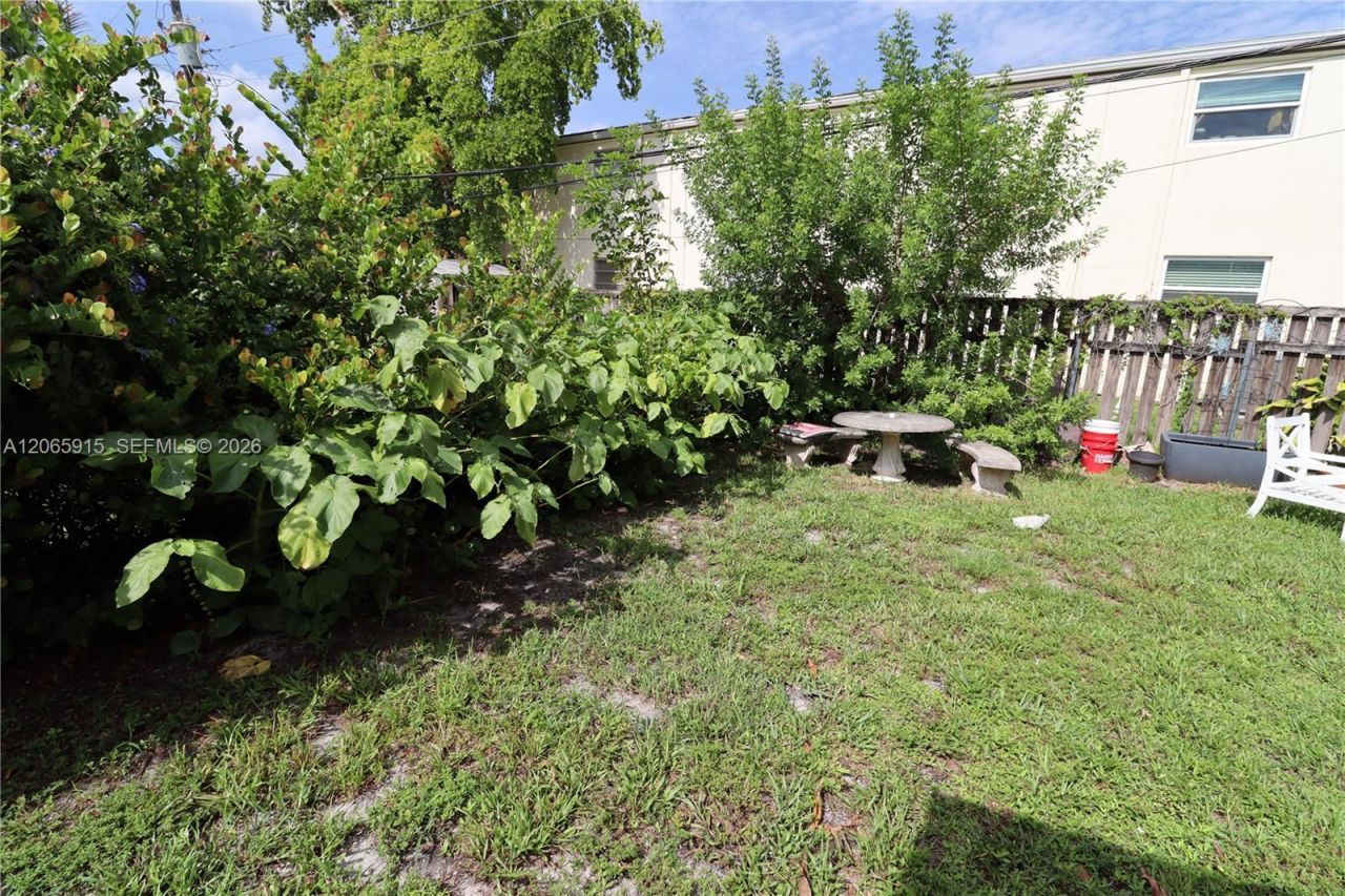 1341 NE 5th Ter, Unit 3, Fort Lauderdale, FL 33304 Photo