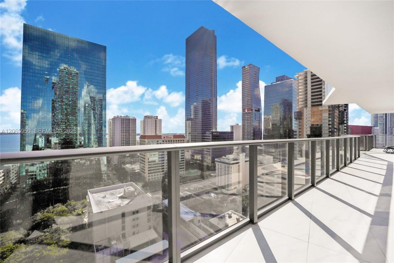 1300 S Miami Ave , Unit 1705, Miami, FL 33130 Photo