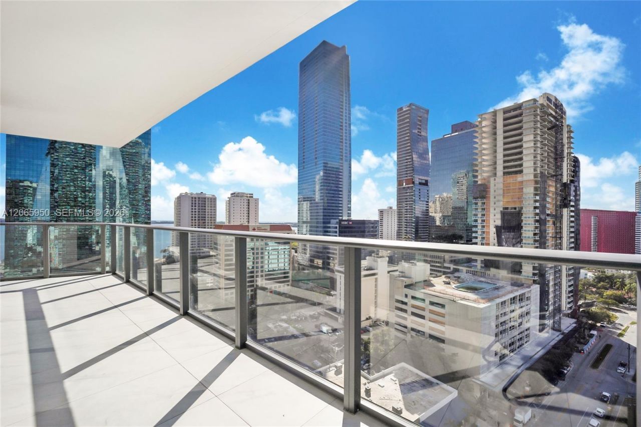 1300 S Miami Ave , Unit 1705, Miami, FL 33130 Photo