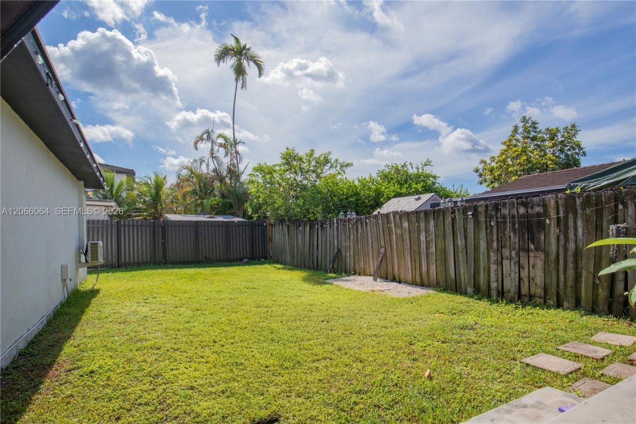 3500 SW 13th St , Miami, FL 33145 Photo
