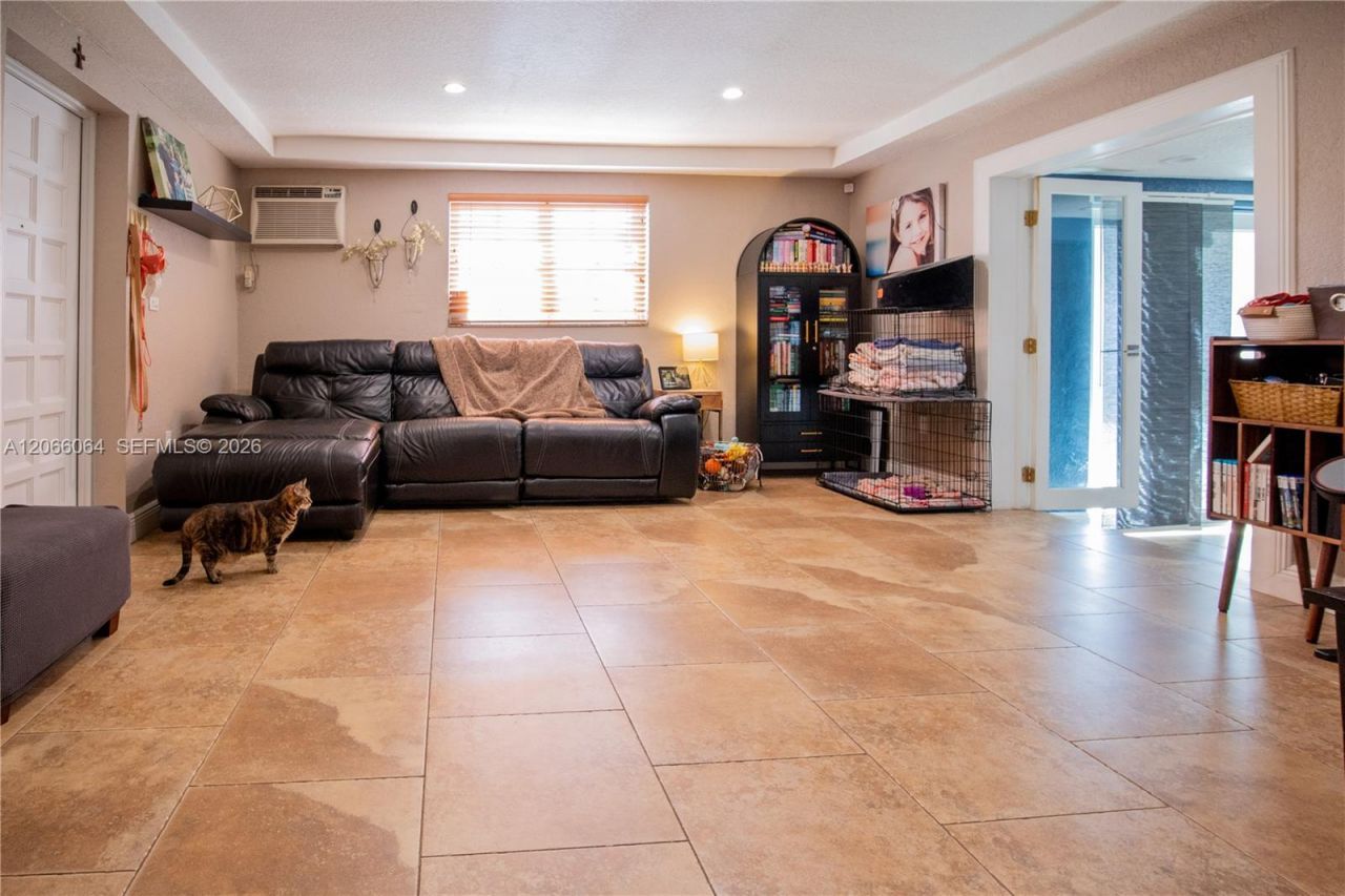 3500 SW 13th St , Miami, FL 33145 Photo