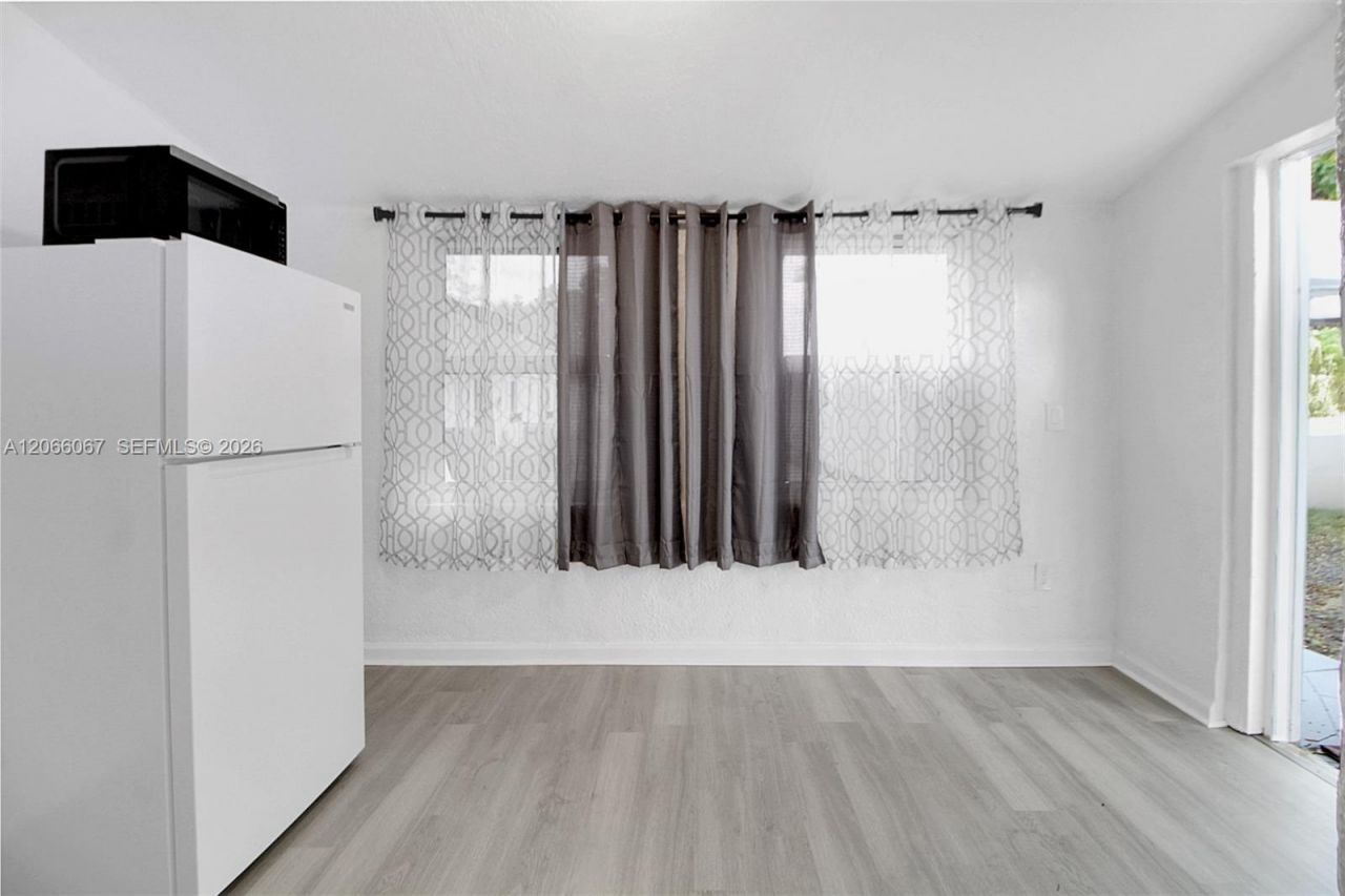 7770 NW 9th Ave , Miami, FL 33150 Photo
