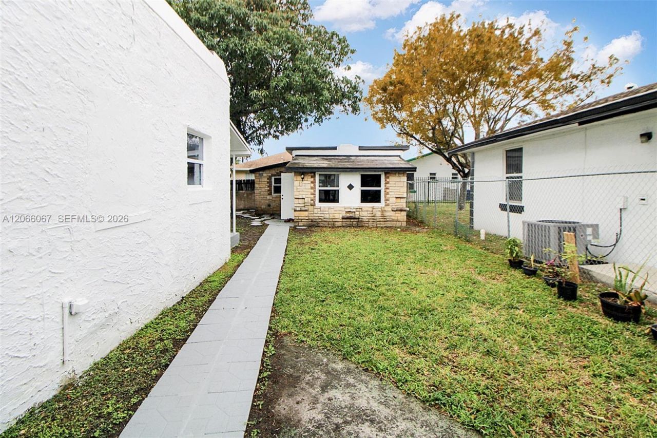 7770 NW 9th Ave , Miami, FL 33150 Photo