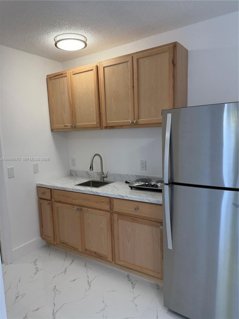 1765 SW 21st St , Unit 2, Miami, FL 33145 Photo