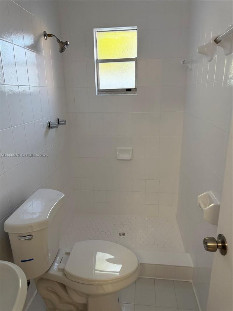 1765 SW 21st St , Unit 2, Miami, FL 33145 Photo