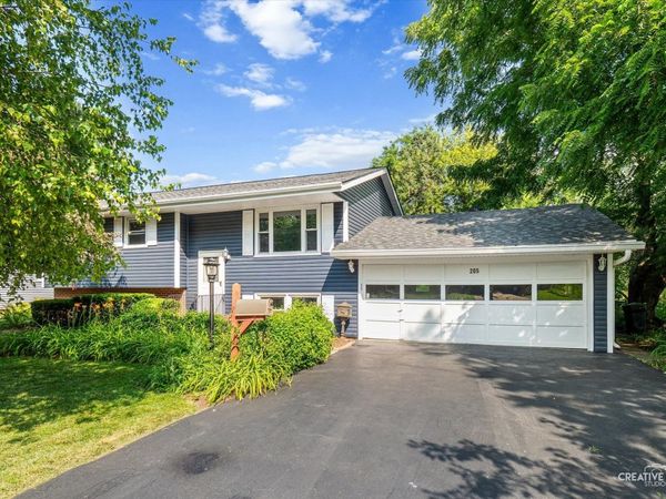 205 Simpson Street , Geneva, IL 60134