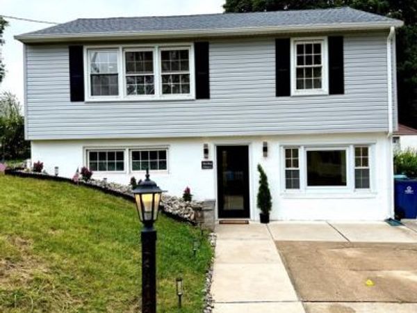 120 HILLCREST AVENUE , MORRISVILLE, PA 19067