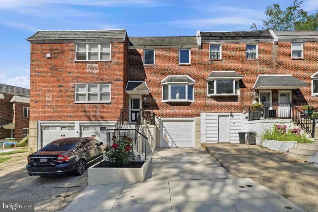 9176 Ryerson Road, Philadelphia, PA 19114 Main Photo