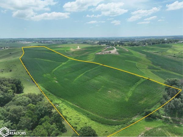 Old Cass Rd., Anamosa, IA 52205