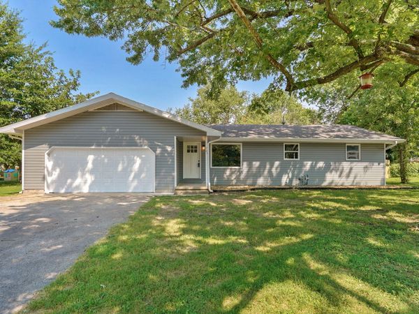 205 Kings Drive , Willard, MO 65781