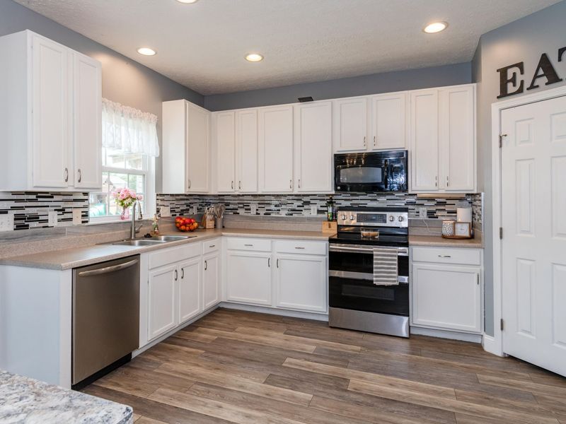 2261 E Girard Lane, Troy, OH 45373 Photo 15