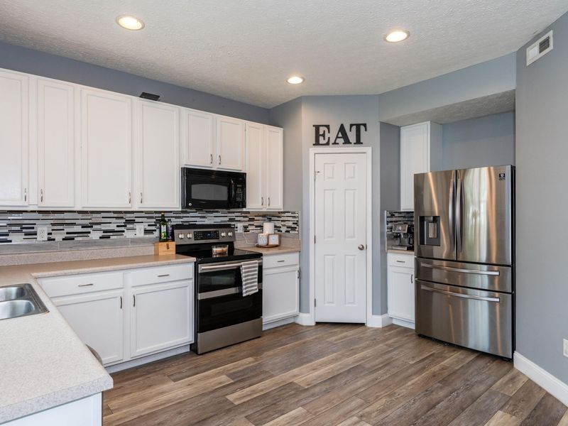2261 E Girard Lane, Troy, OH 45373 Photo 16