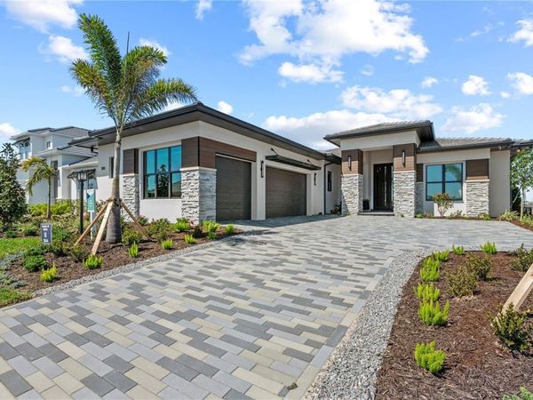 800 BLUE SHELL LOOP , SARASOTA, FL 34240