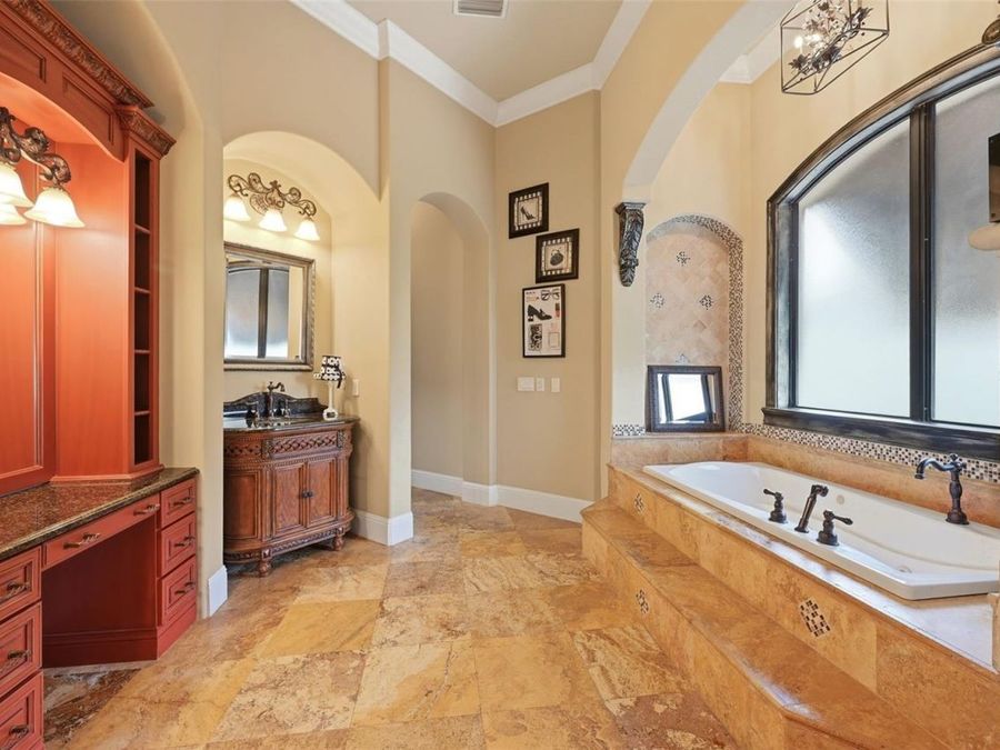 Property Image 40