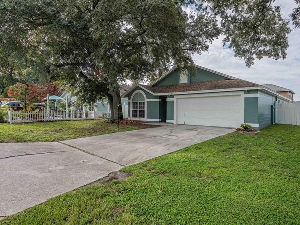 1695 LAKESIDE DRIVE , BARTOW, FL 33830