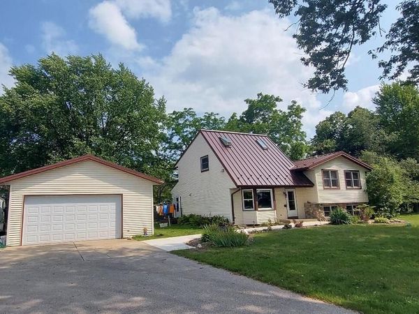 N2720 Resthaven ROAD, Rubicon, WI 53078